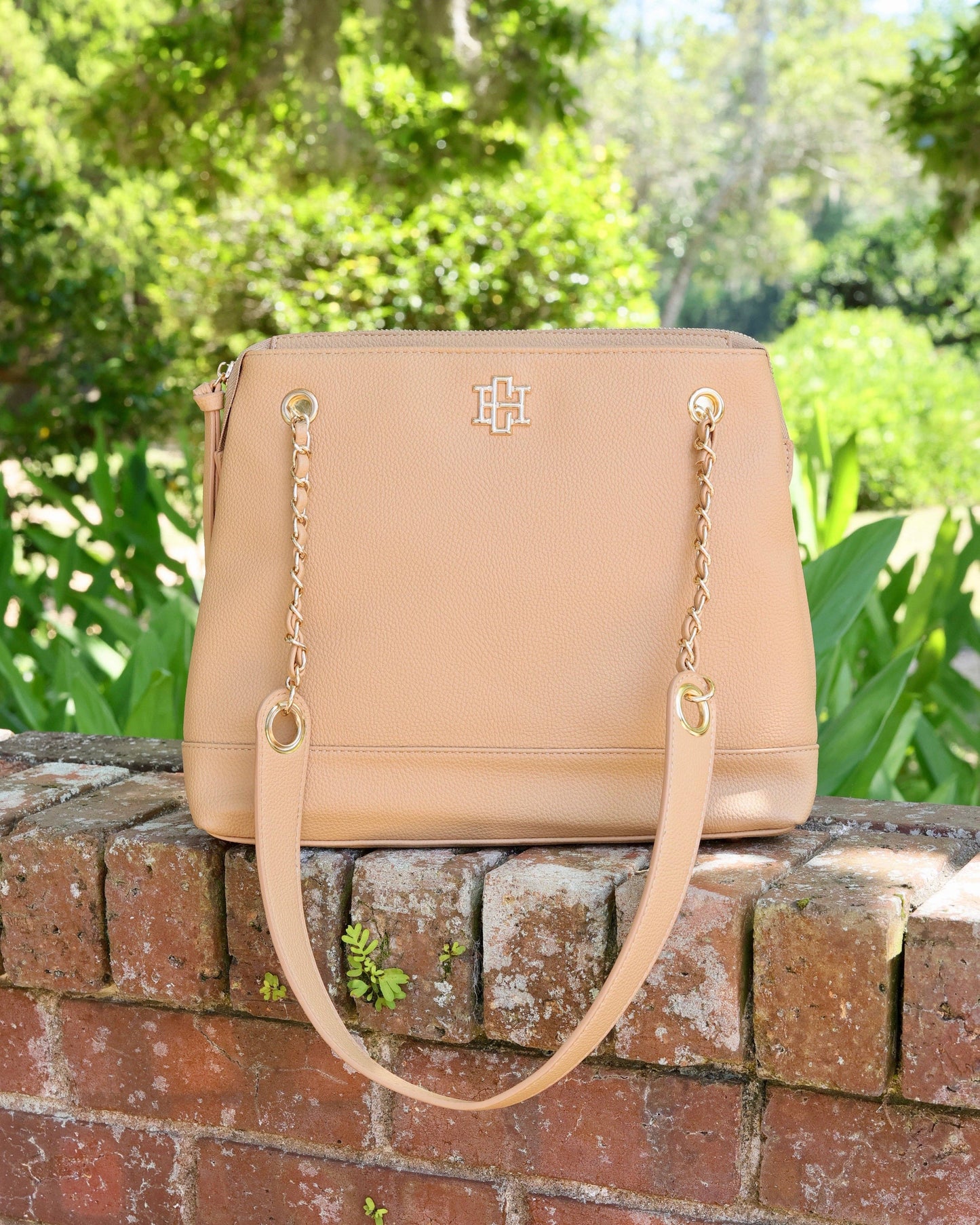 Teegan Tote Tan: Default