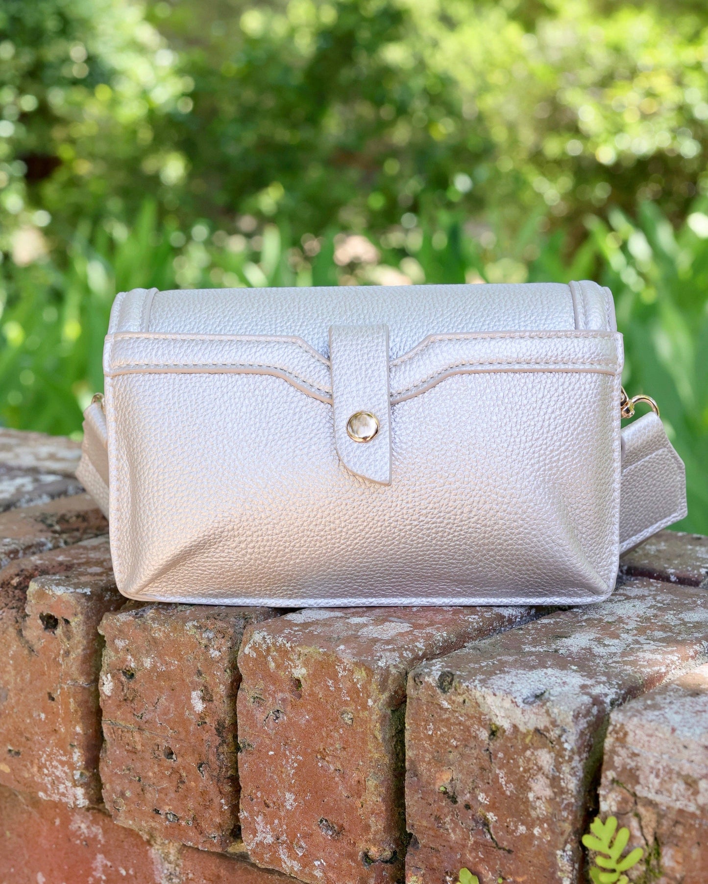 Maverick Crossbody with Pocket Pearl PB: Default