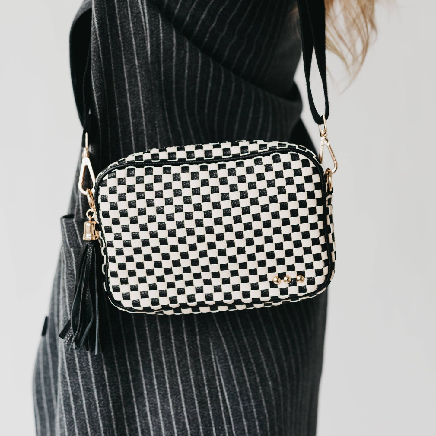 Woven Willow Camera Crossbody Bag Wholesale: Brown