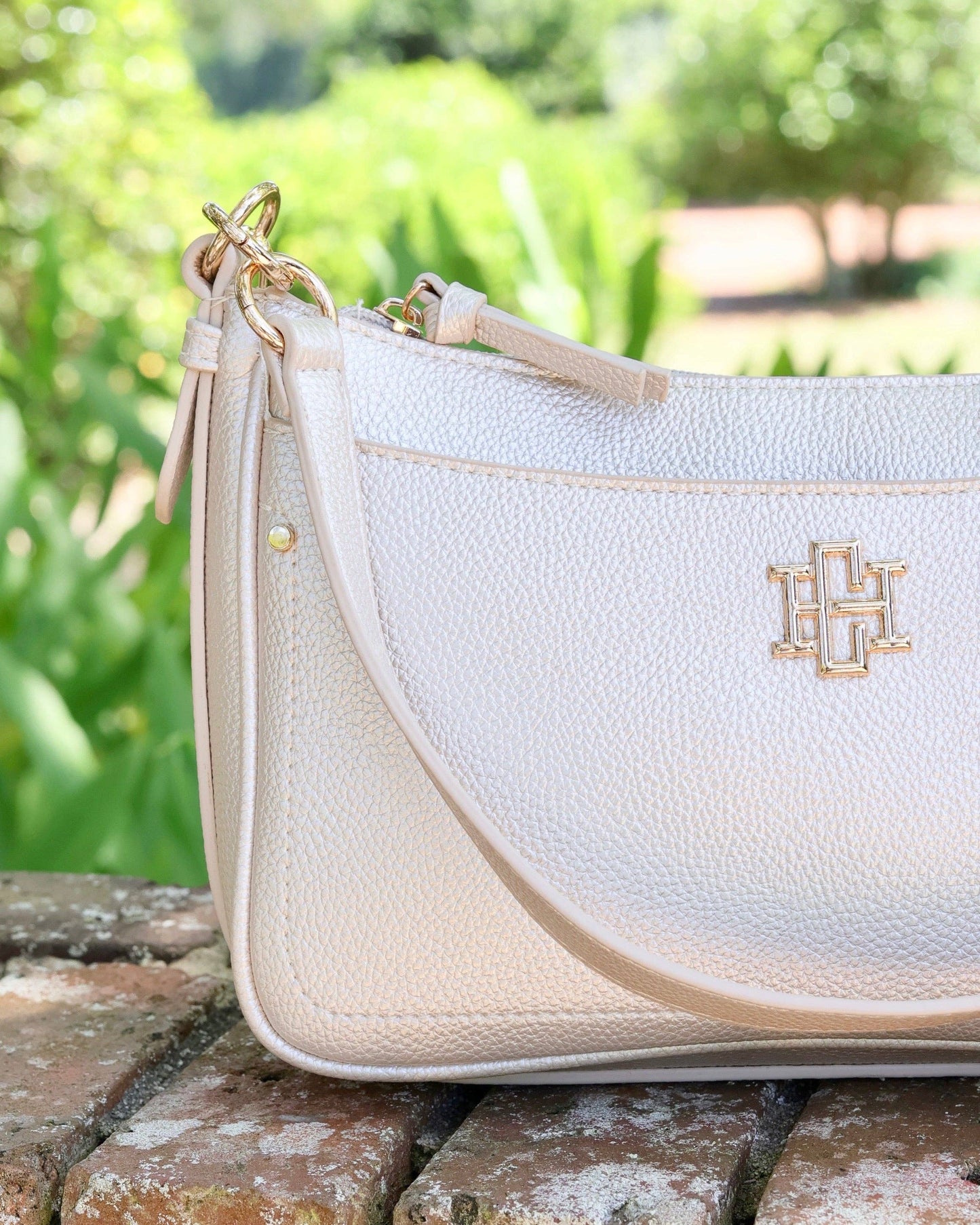 Paxton Crossbody with Pockets Pearl PB: Default