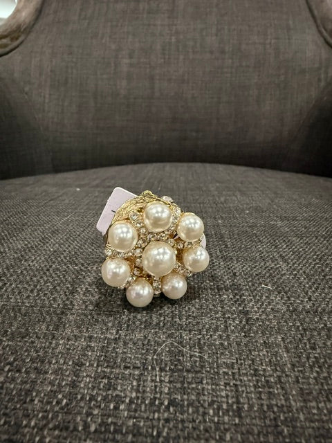 Gold Ring with Clear Stones In Flower - Pearl