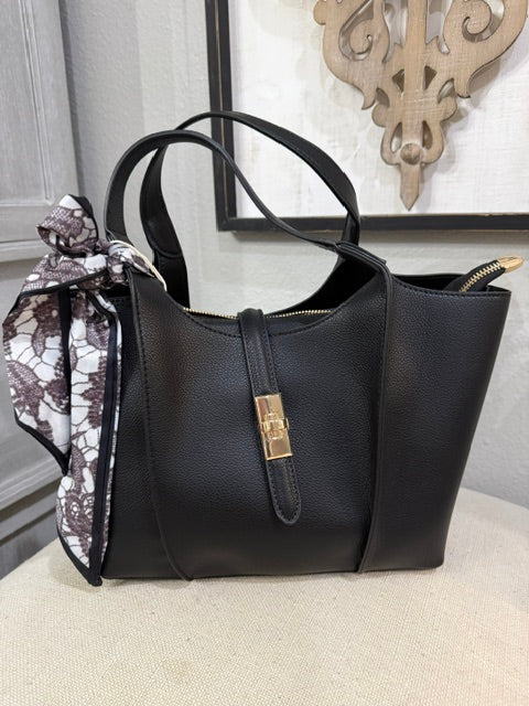 Isabelle Black Shoulder Bag
