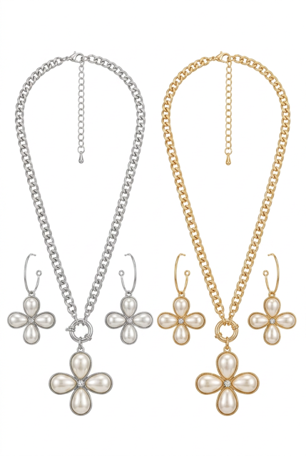 Pearl Flower Necklace