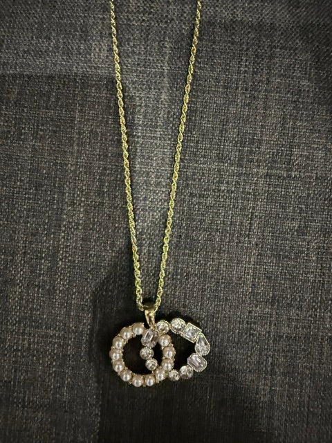 Pearl and Clear Round Necklace