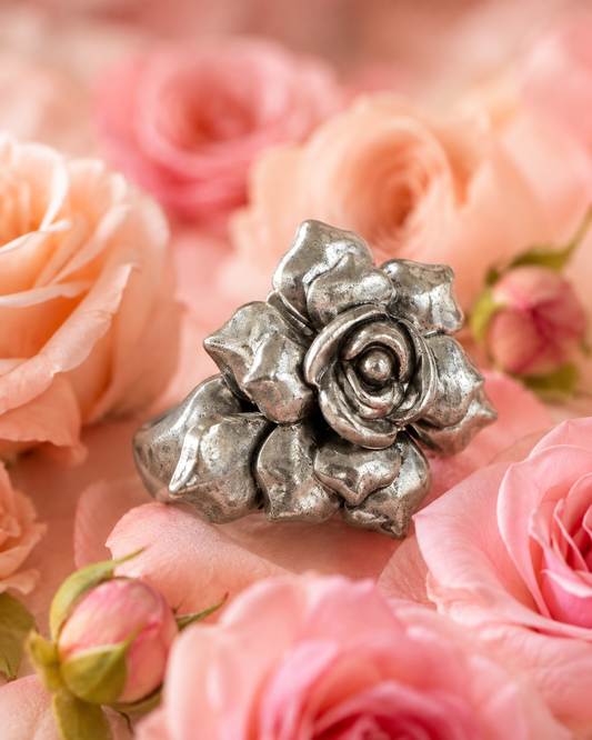 Rosebud Ring