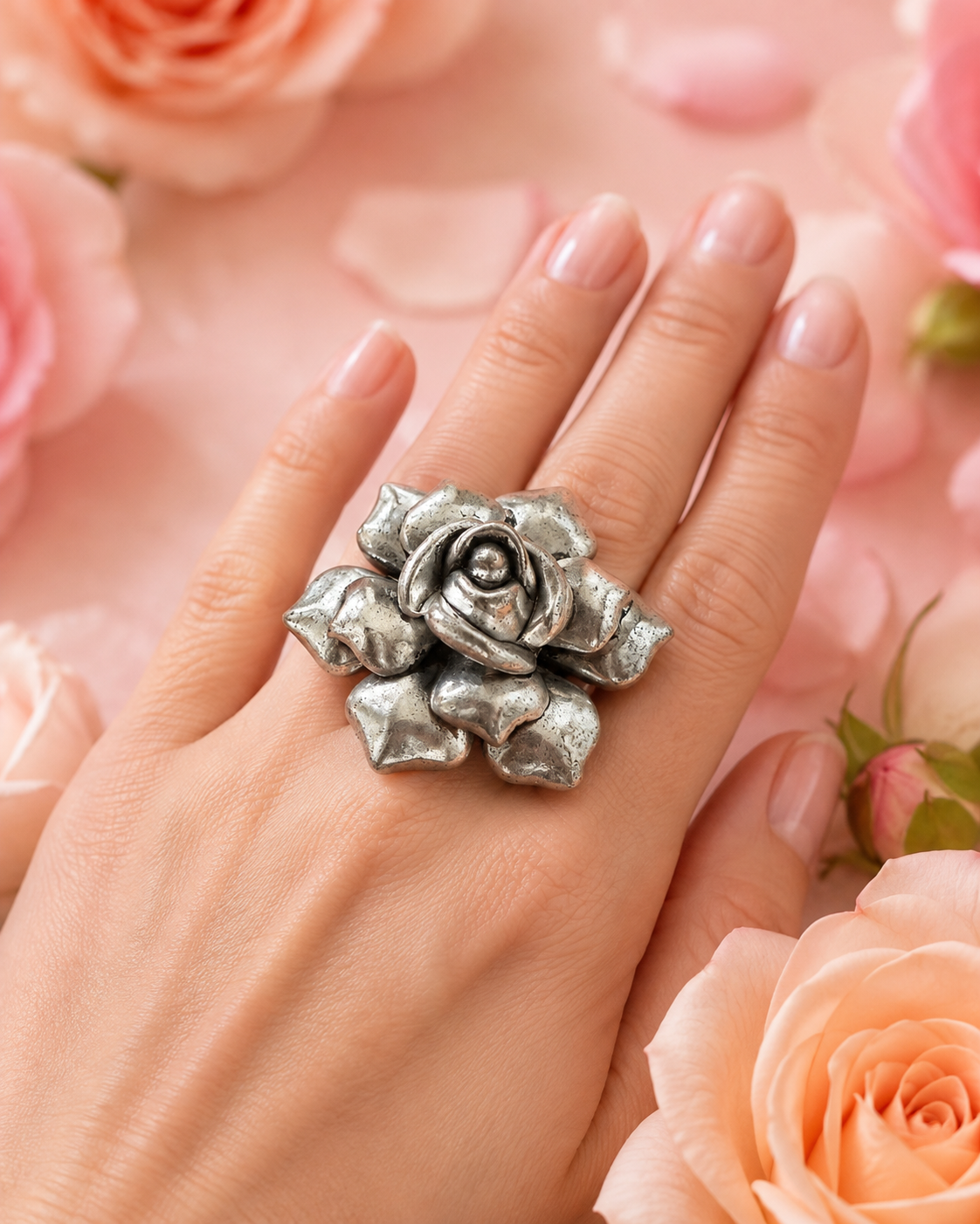 Rosebud Ring