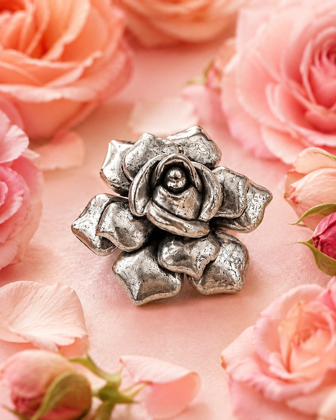 Rosebud Ring