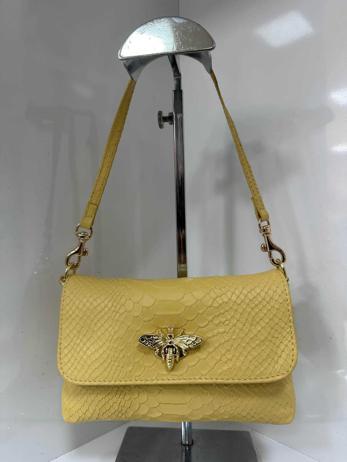 L0067 Bag 5.1in 8 Color Options: Black