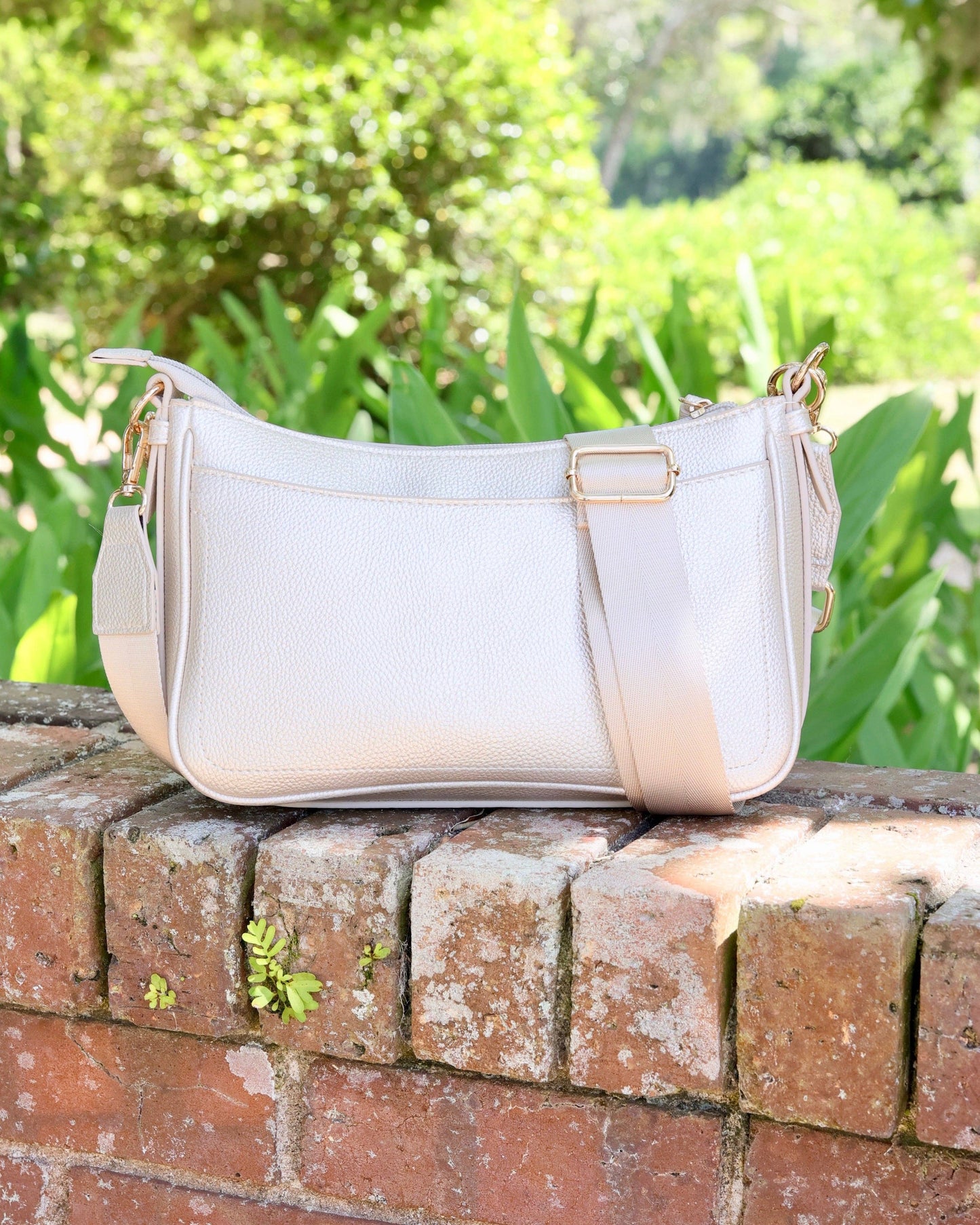Paxton Crossbody with Pockets Pearl PB: Default