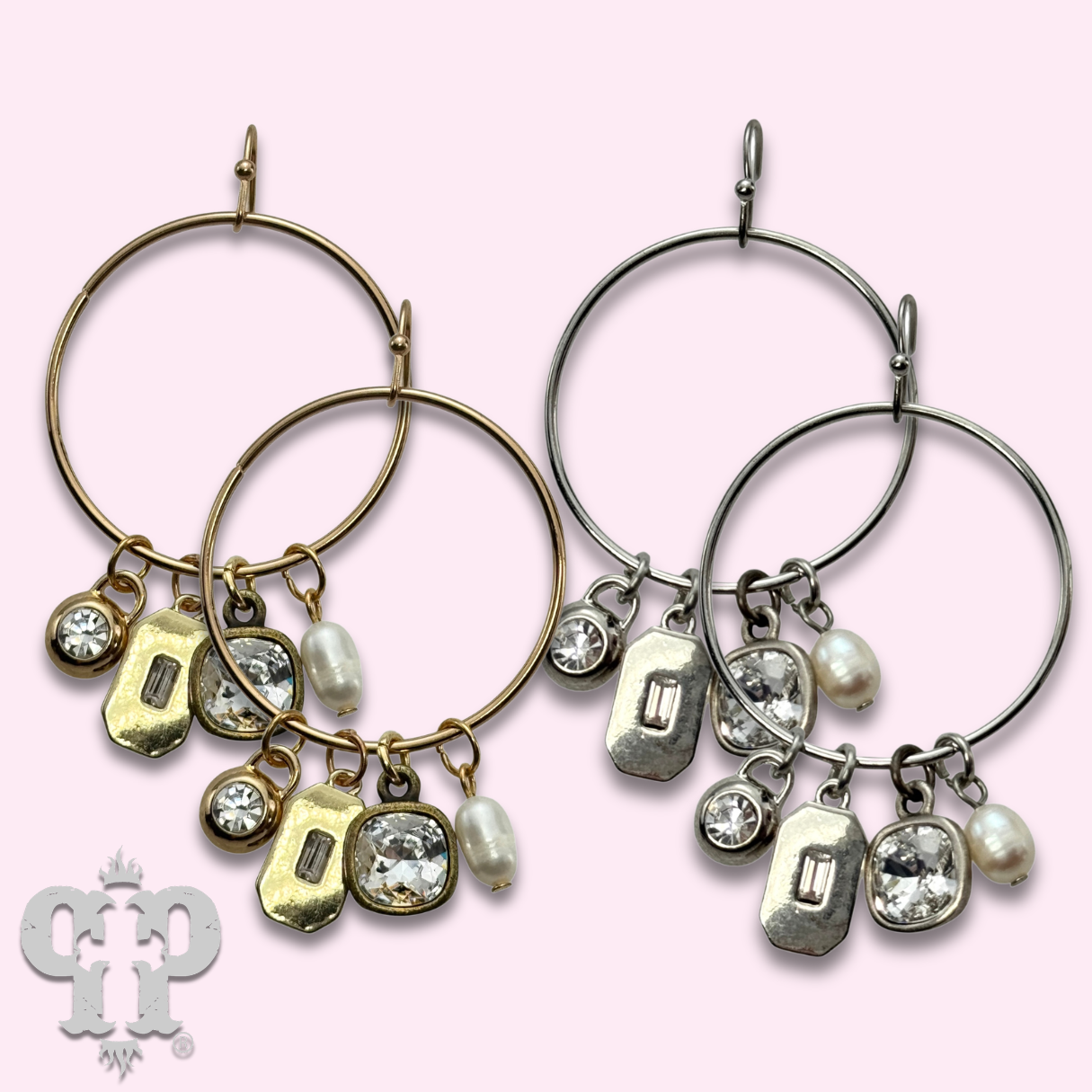 Circle charm earring, Austrian crystal: Gold
