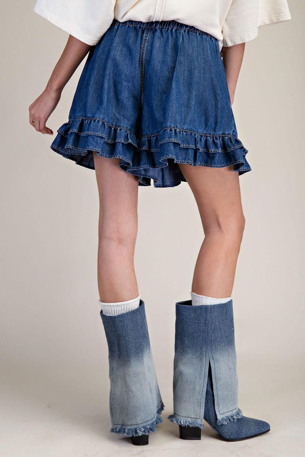 RUFFLE DENIM SHORTS