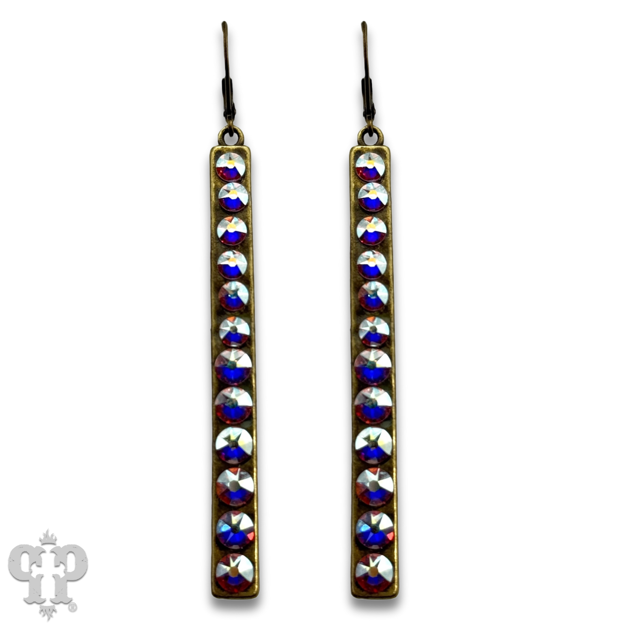 Sleek bar earring with Austrian crystals: White