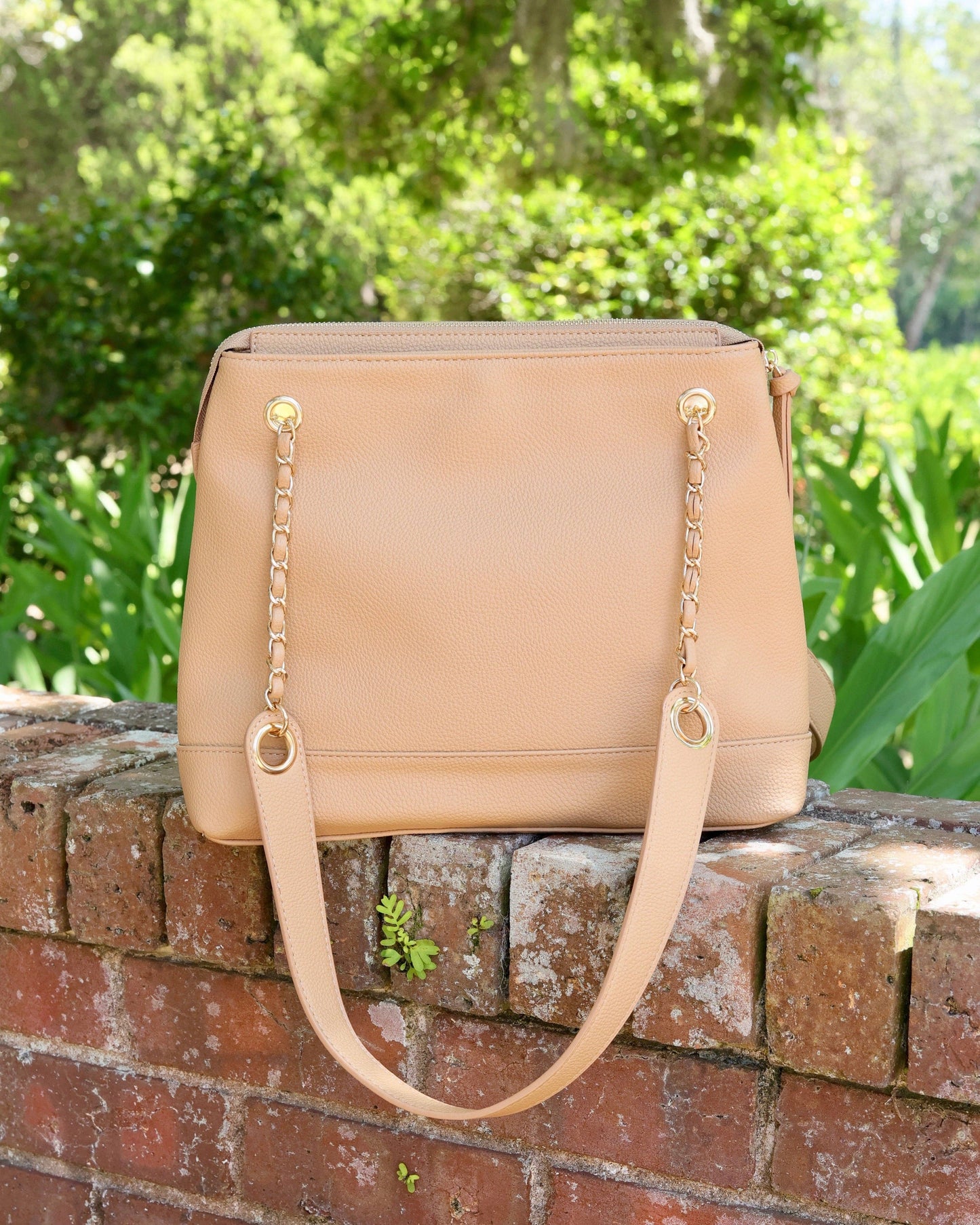 Teegan Tote Tan: Default